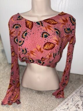 Anthropology Floral Crop Long-Sleeve Top in Dusty Rose